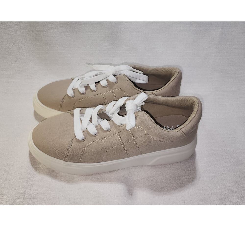 mad love size 9 women's shoes